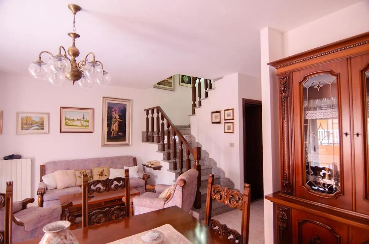 Intera Casa A Tempio Pausania Appartement