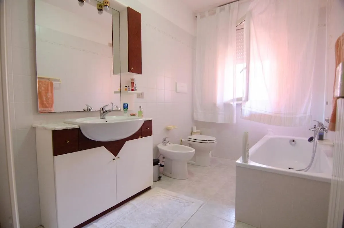 Apartament Intera Casa A Tempio Pausania